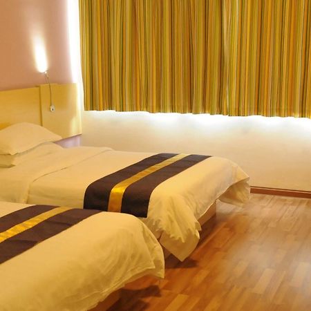 Yuanman Hotel Huizhou Yongwang Plaza Esterno foto