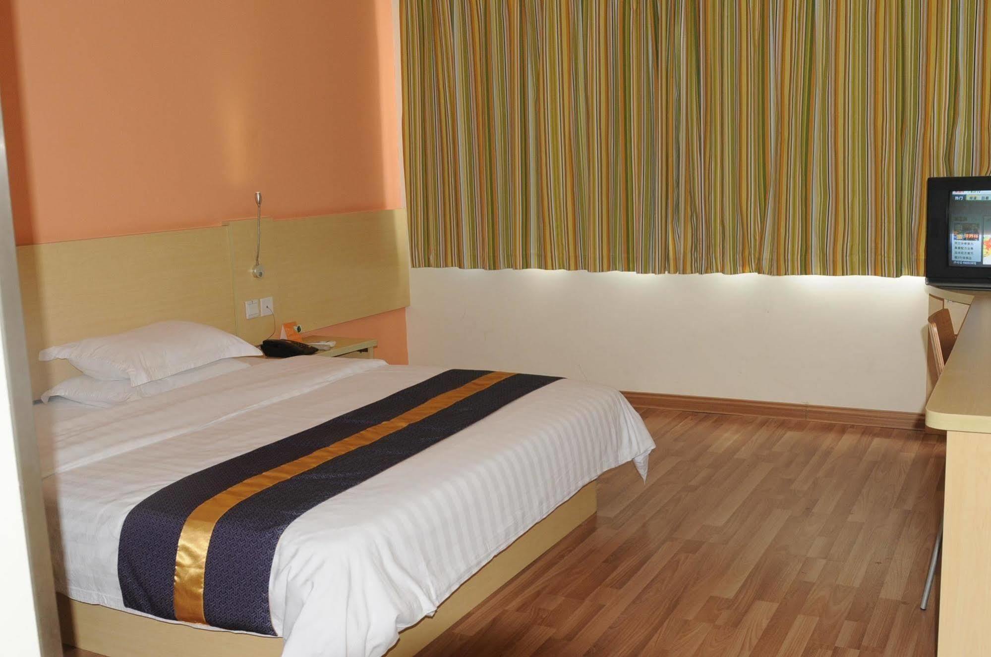 Yuanman Hotel Huizhou Yongwang Plaza Esterno foto